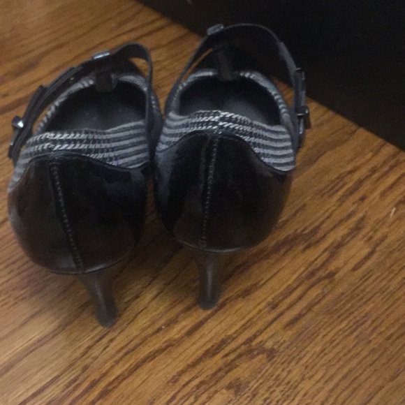 Black & White Houndstooth pattern - Picture 3 of 3